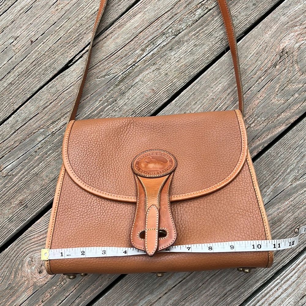 SOLD Dooney and Bourke all weather leather bag - Picture 9 of 12